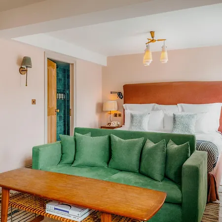 Redchurch Townhouse-2